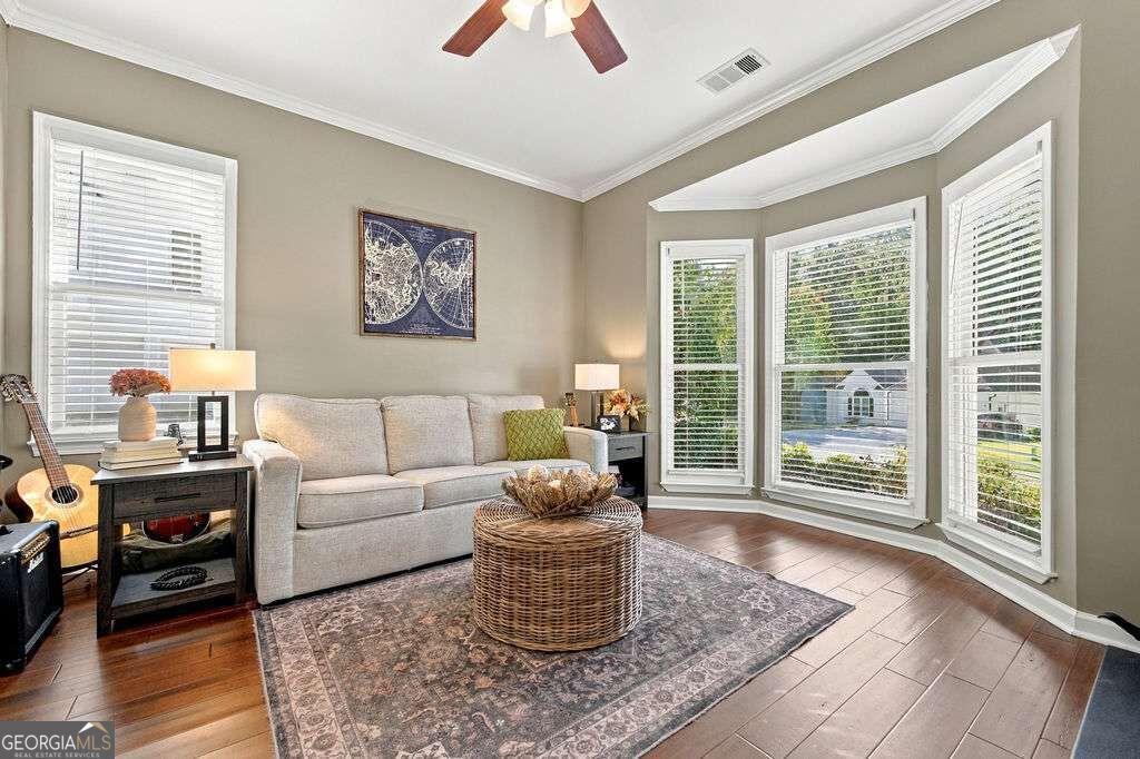 1028 Legacy Walk