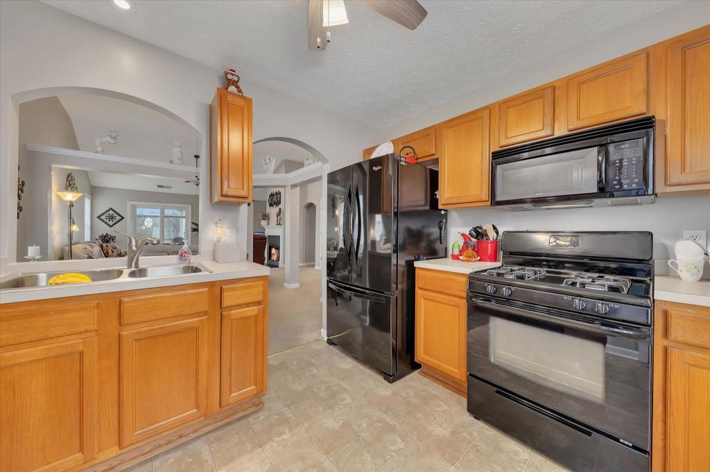309 White Oak Way