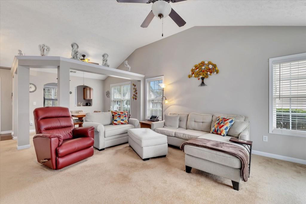 309 White Oak Way