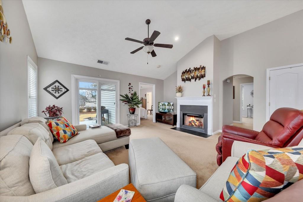309 White Oak Way