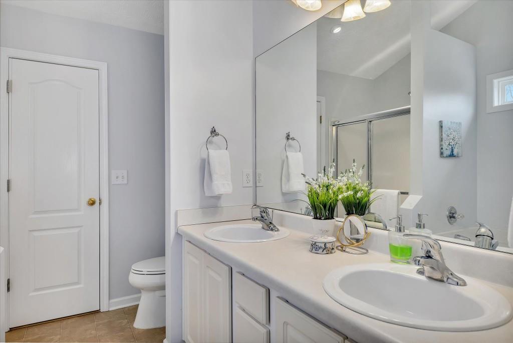 309 White Oak Way