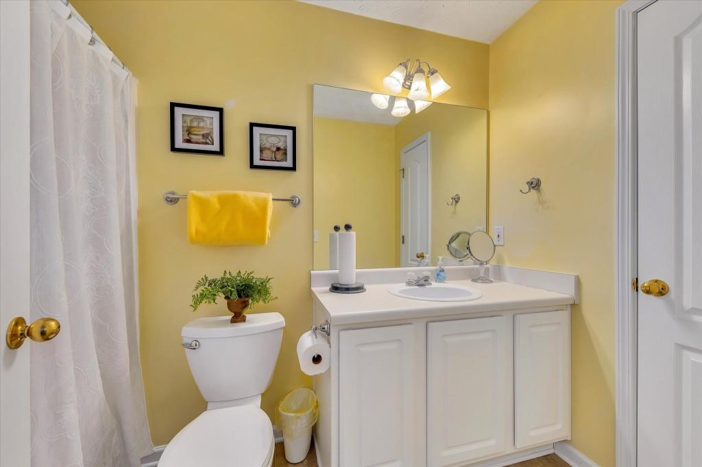 309 White Oak Way