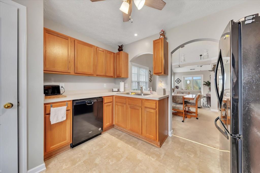 309 White Oak Way