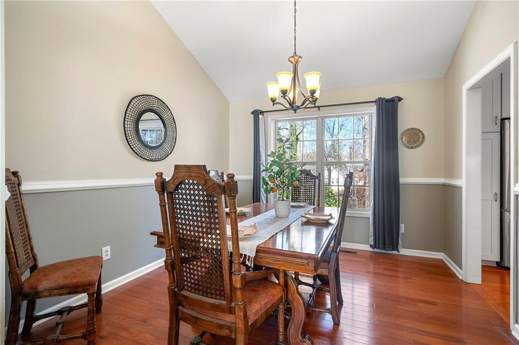 1045 Queensbury Run