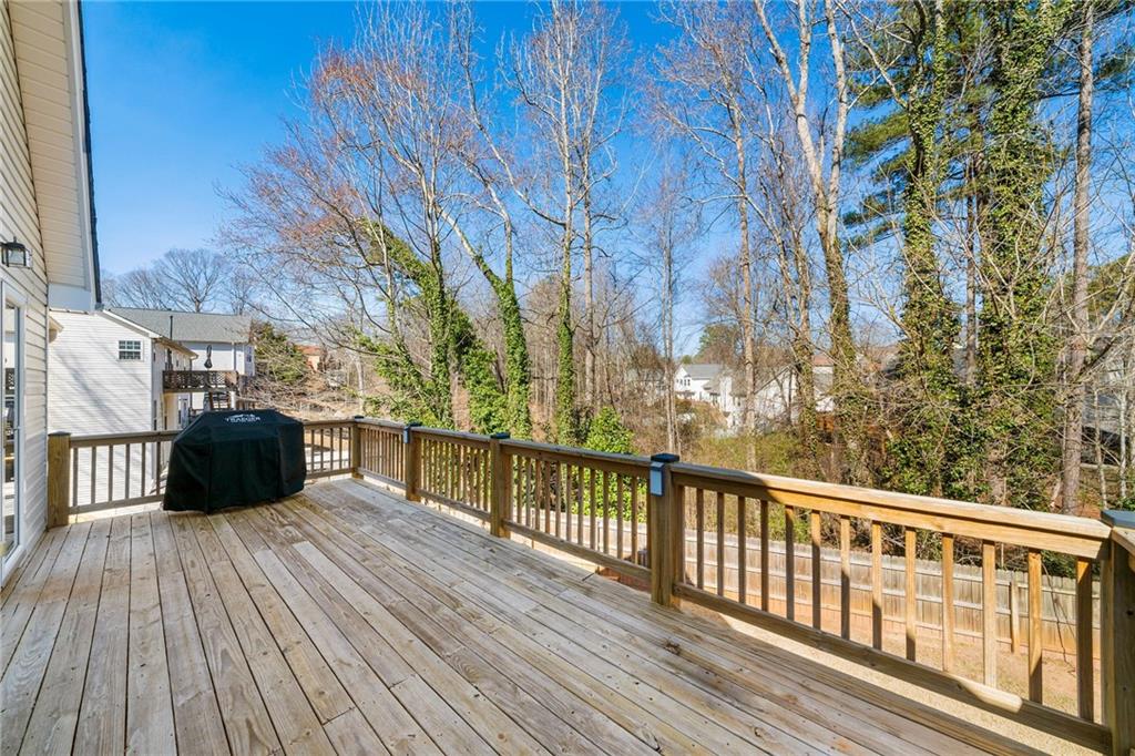 1045 Queensbury Run