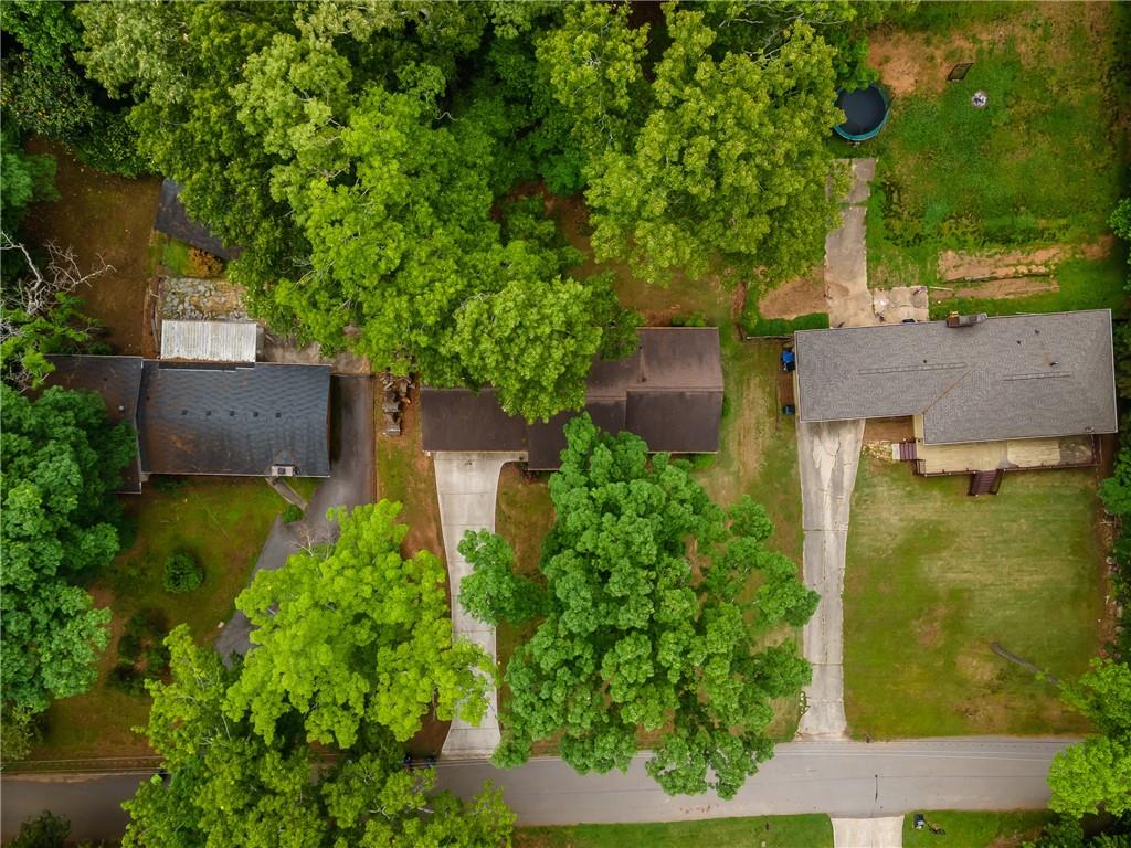 1421 VONDA Lane SW