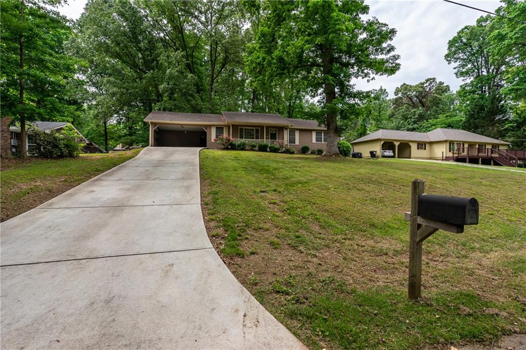 1421 VONDA Lane SW