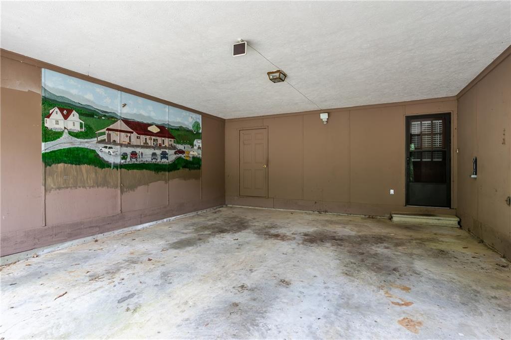 1421 VONDA Lane SW