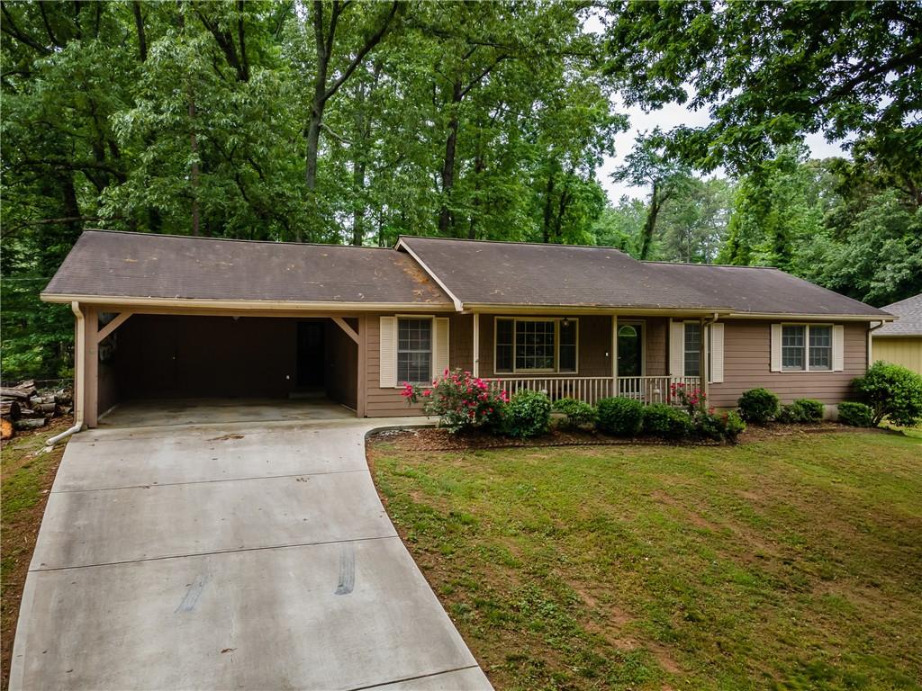 1421 VONDA Lane SW