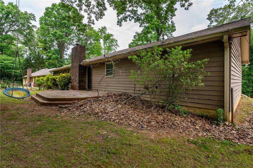 1421 VONDA Lane SW