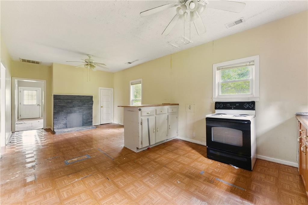 232 Polk Avenue