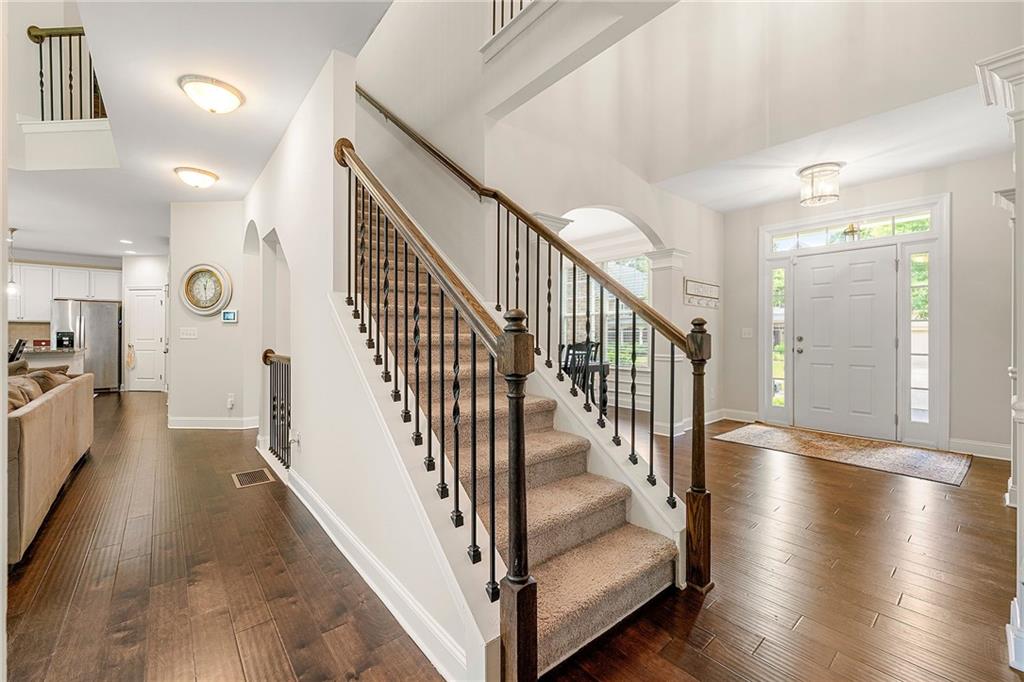 520 Cedarwood Drive