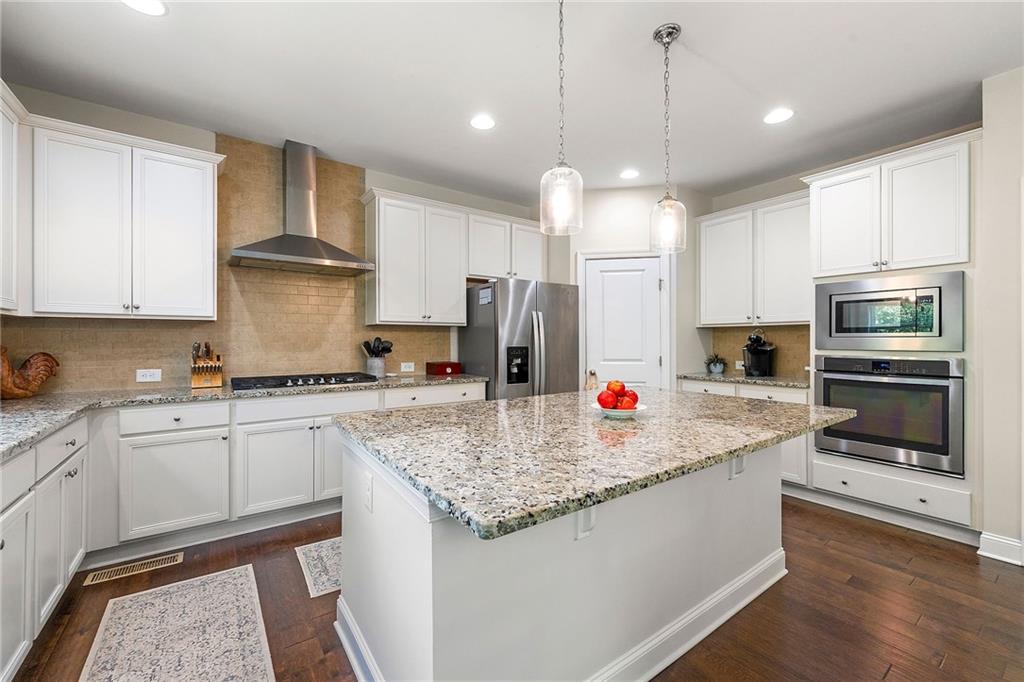520 Cedarwood Drive
