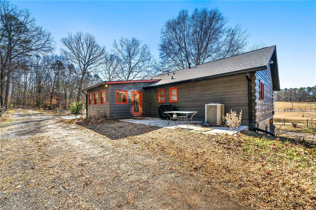 87 Old Martin Road SW