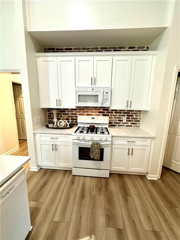 8002 Ashwell Court
