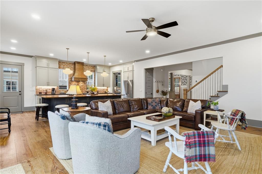 881 Arnold Mill Road
