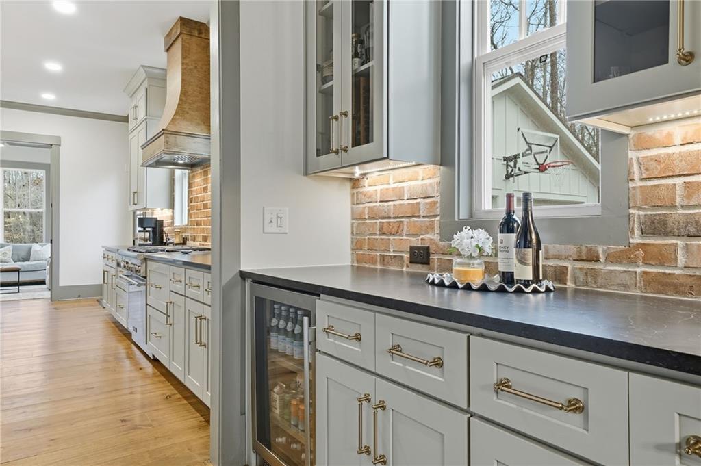 881 Arnold Mill Road