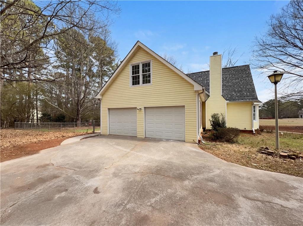 135 Forest Lake Way