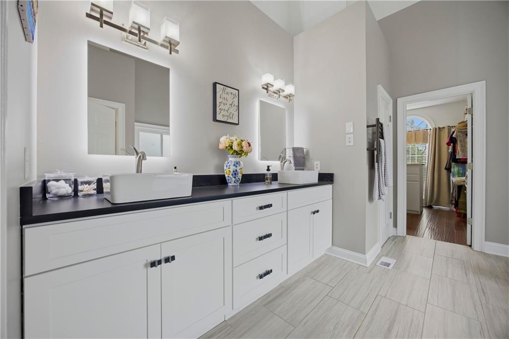 4965 Oakmont Bend Drive