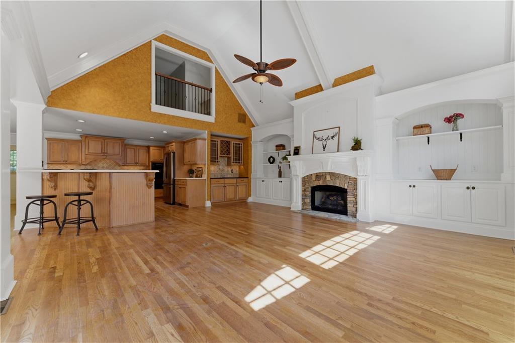 1911 Leonidas Trail NW