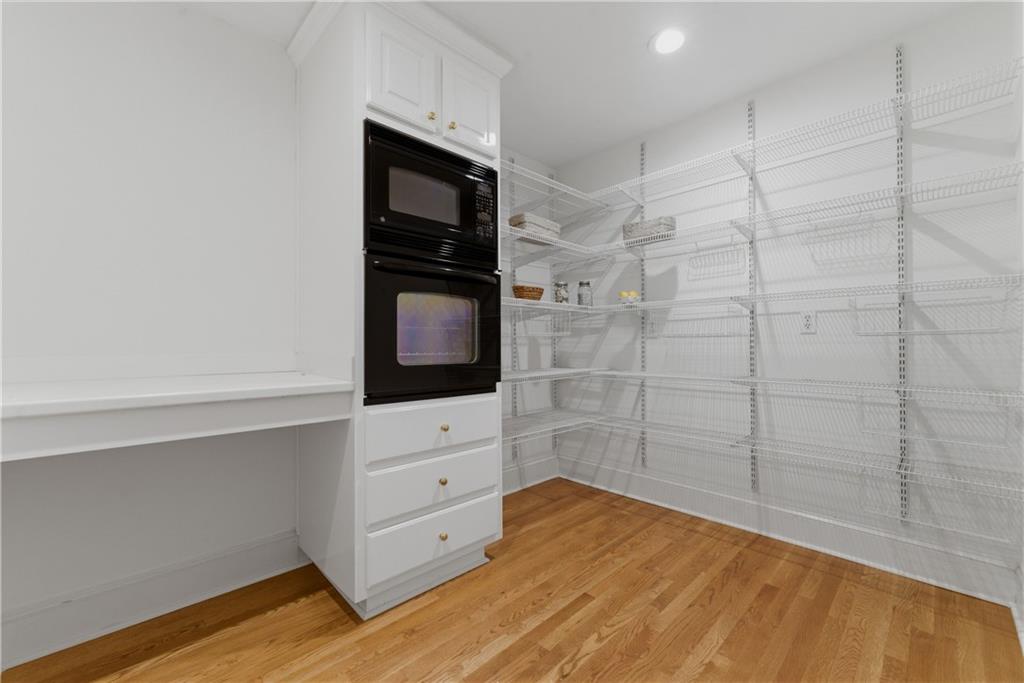 1911 Leonidas Trail NW