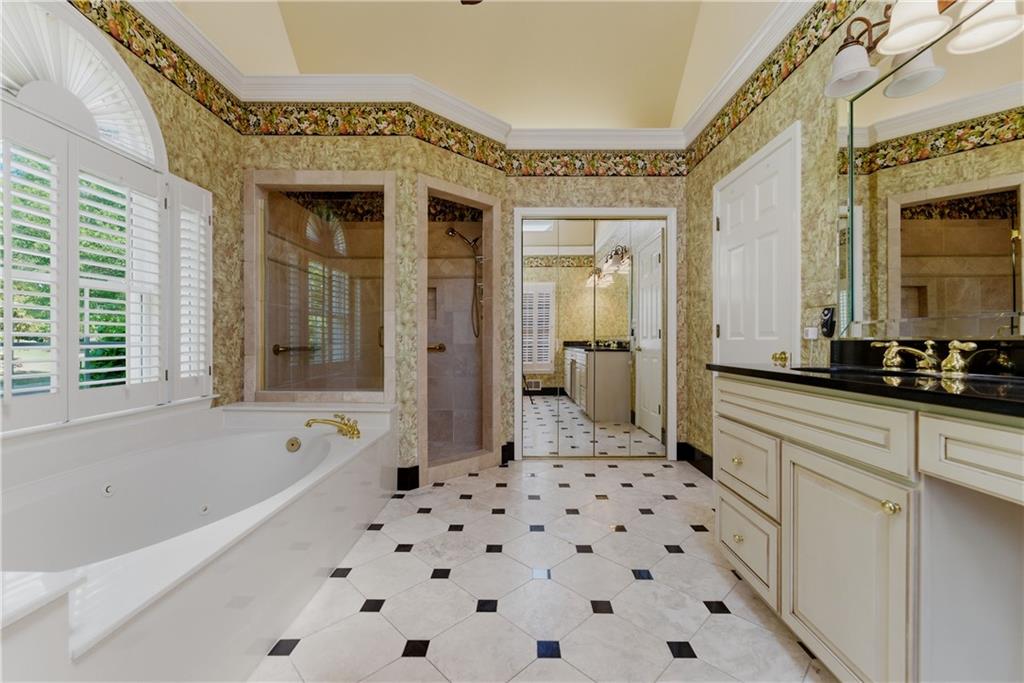 1911 Leonidas Trail NW