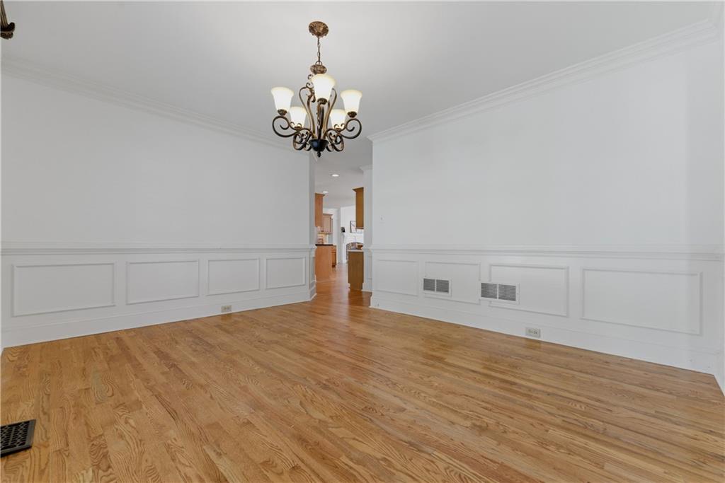 1911 Leonidas Trail NW