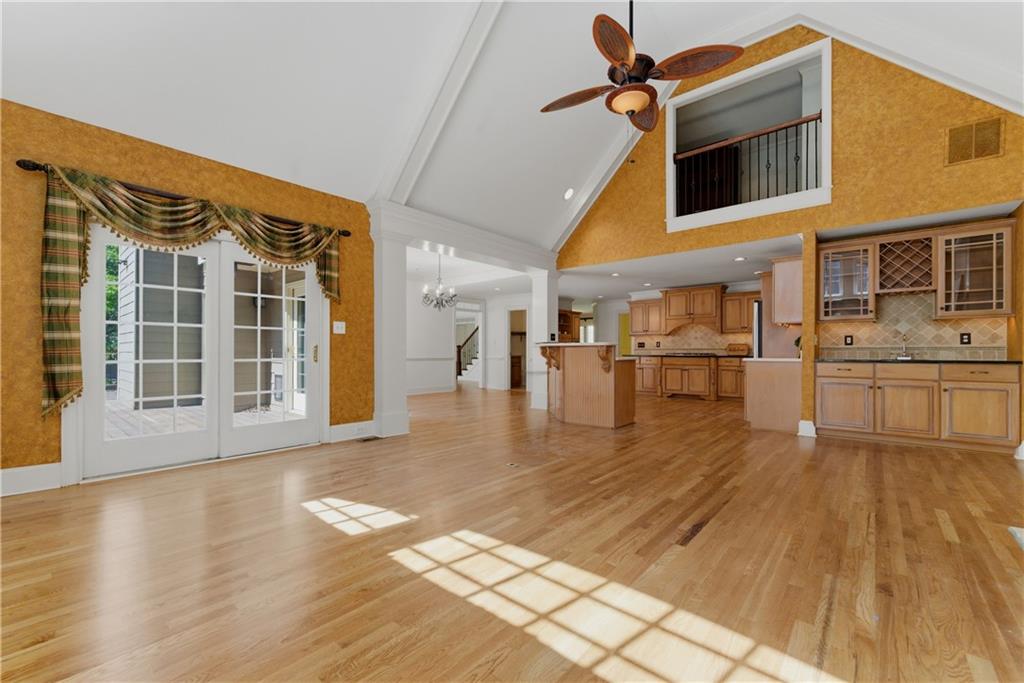 1911 Leonidas Trail NW