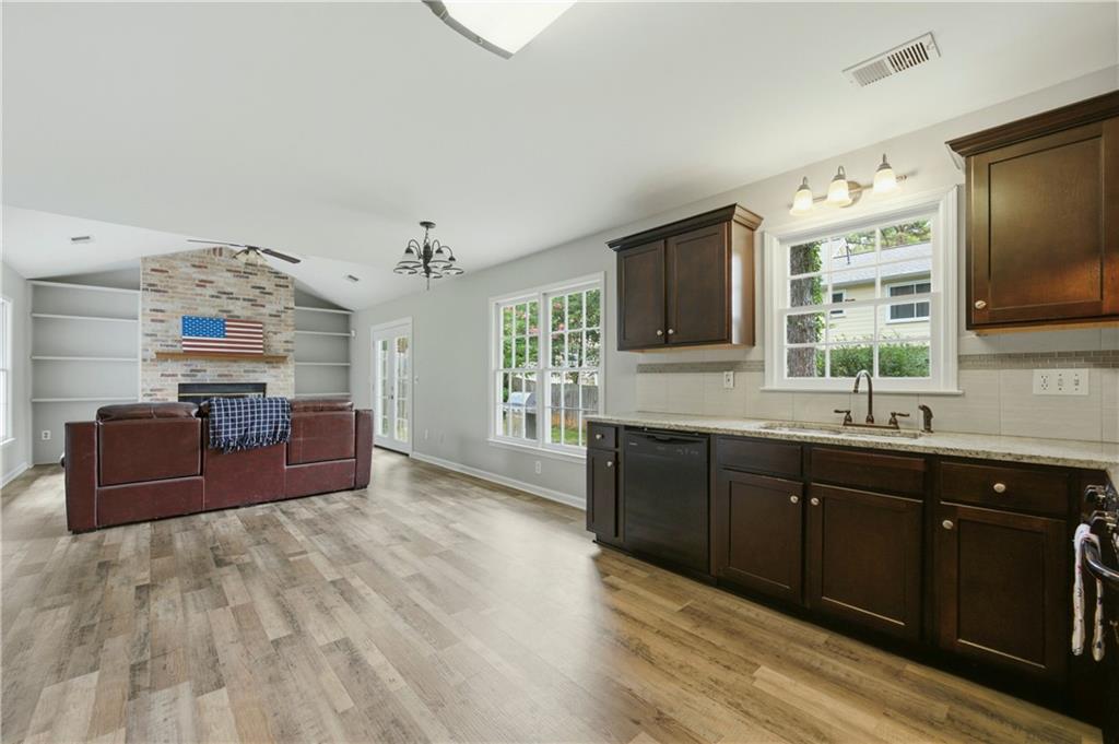 2110 November Court NW