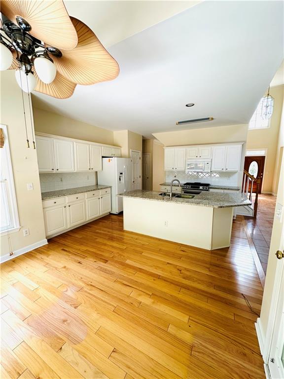 811 Valley Drive