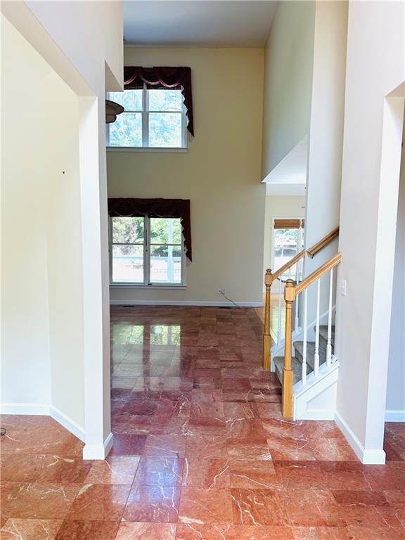 811 Valley Drive