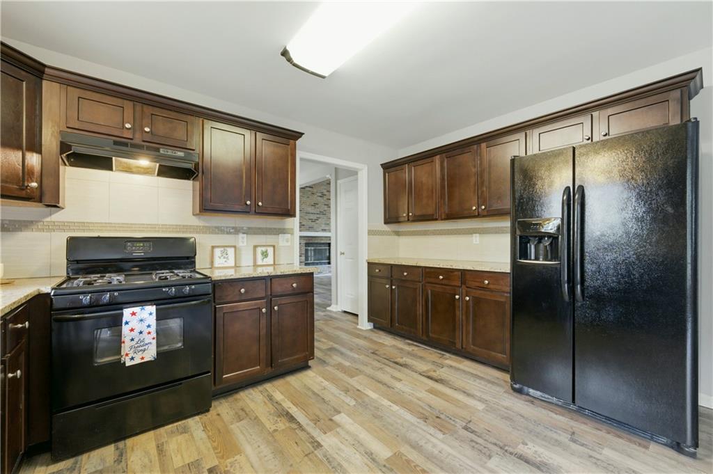 2110 November Court NW