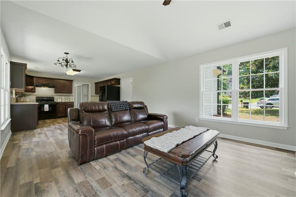 2110 November Court NW