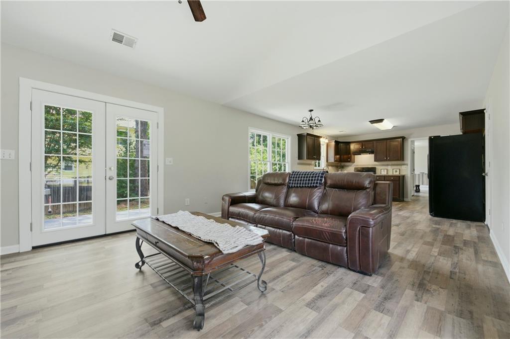 2110 November Court NW