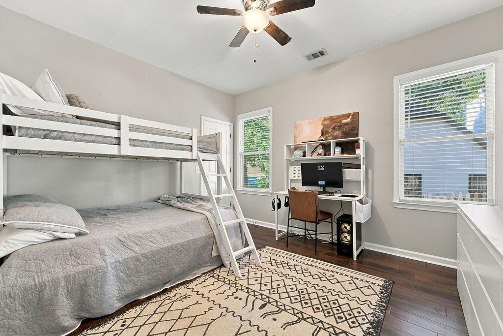 1028 Legacy Walk