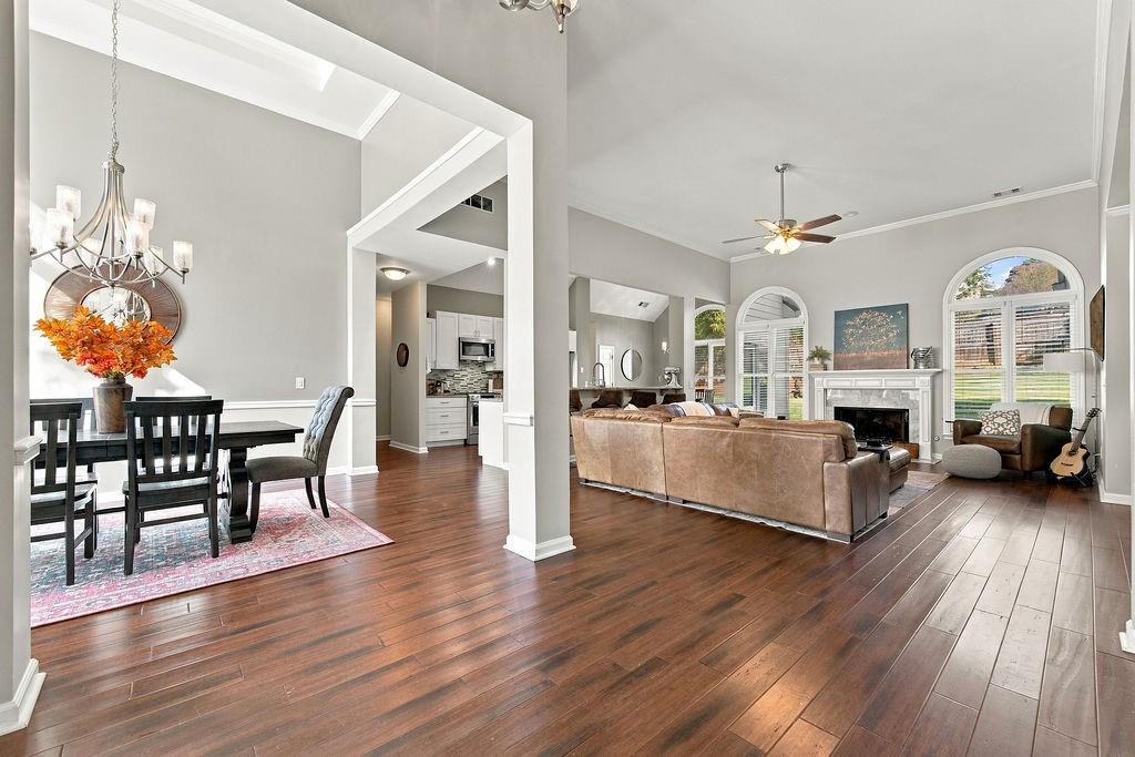 1028 Legacy Walk