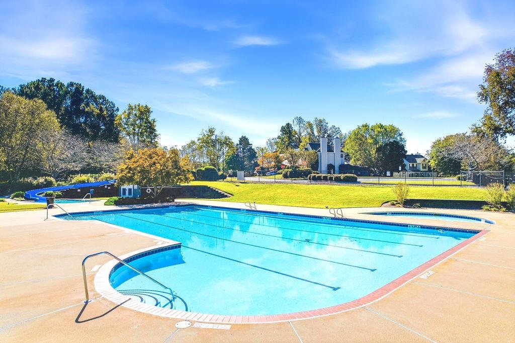 1028 Legacy Walk