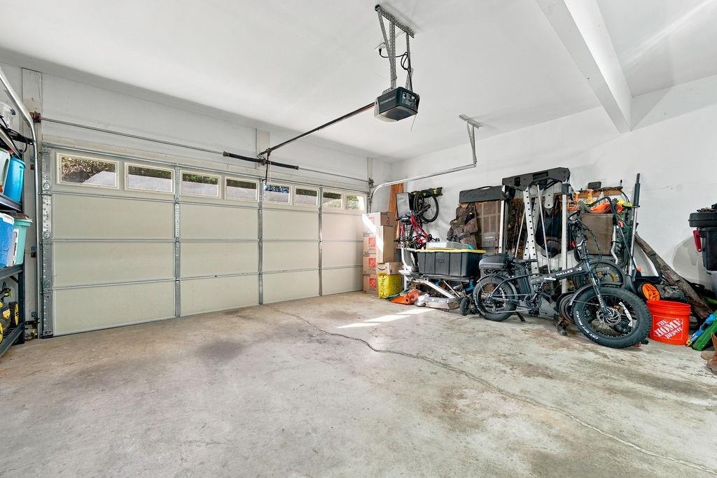 1028 Legacy Walk