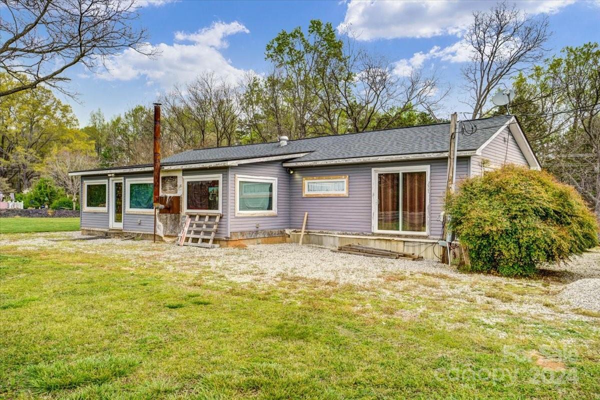 152 Midway Lake Road