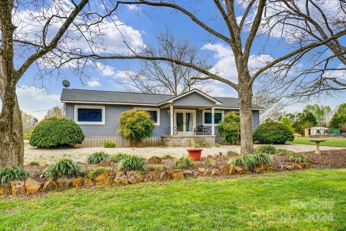152 Midway Lake Road