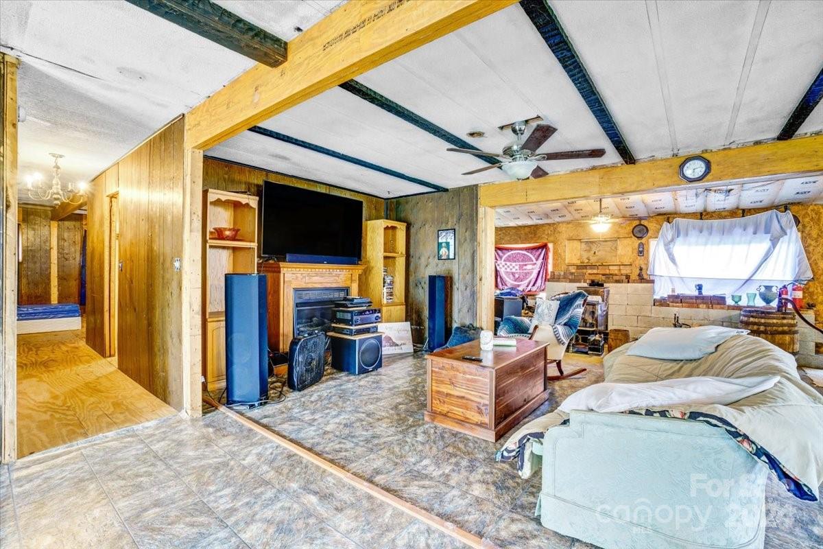 152 Midway Lake Road