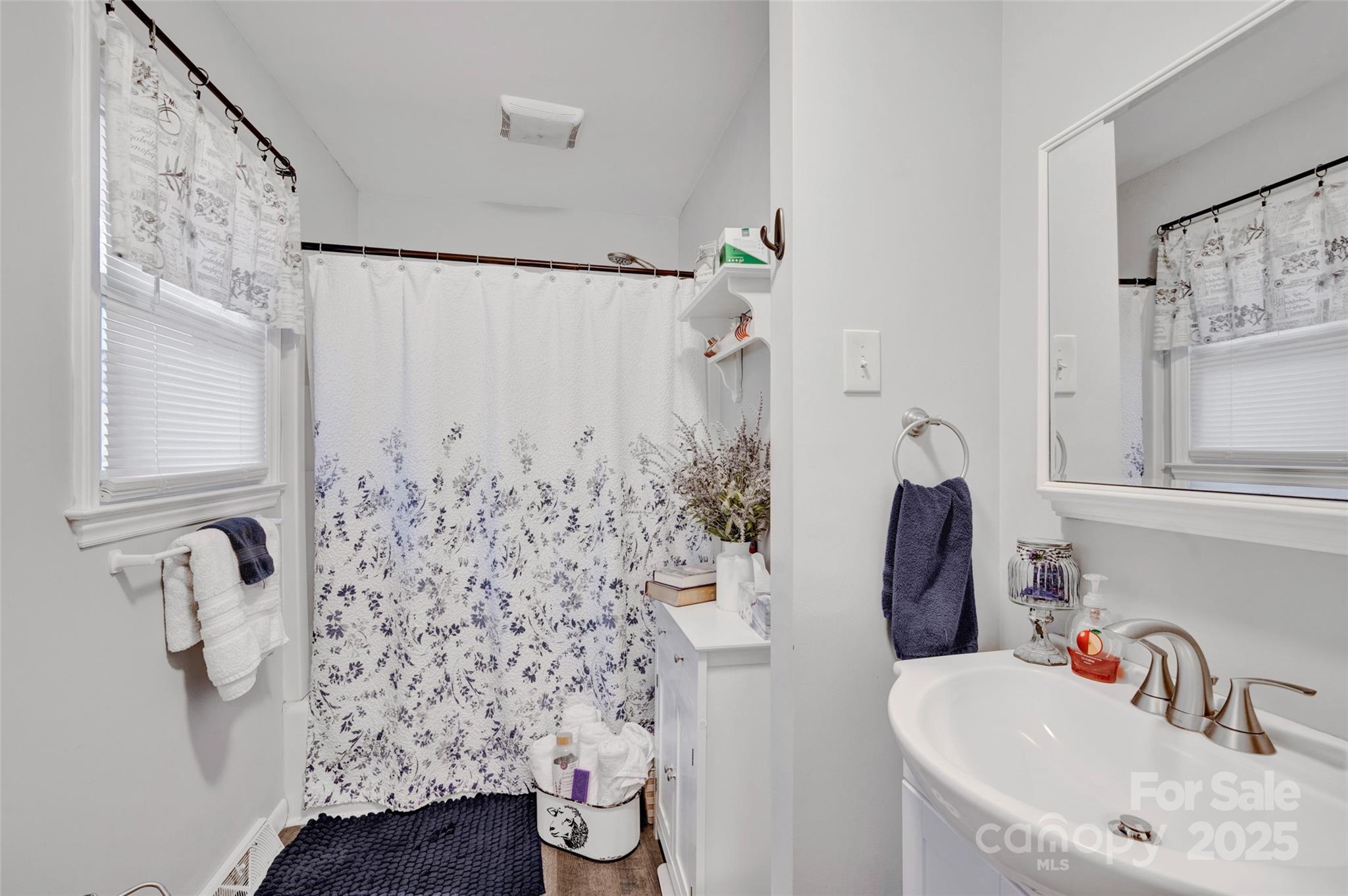 132 Holman Road