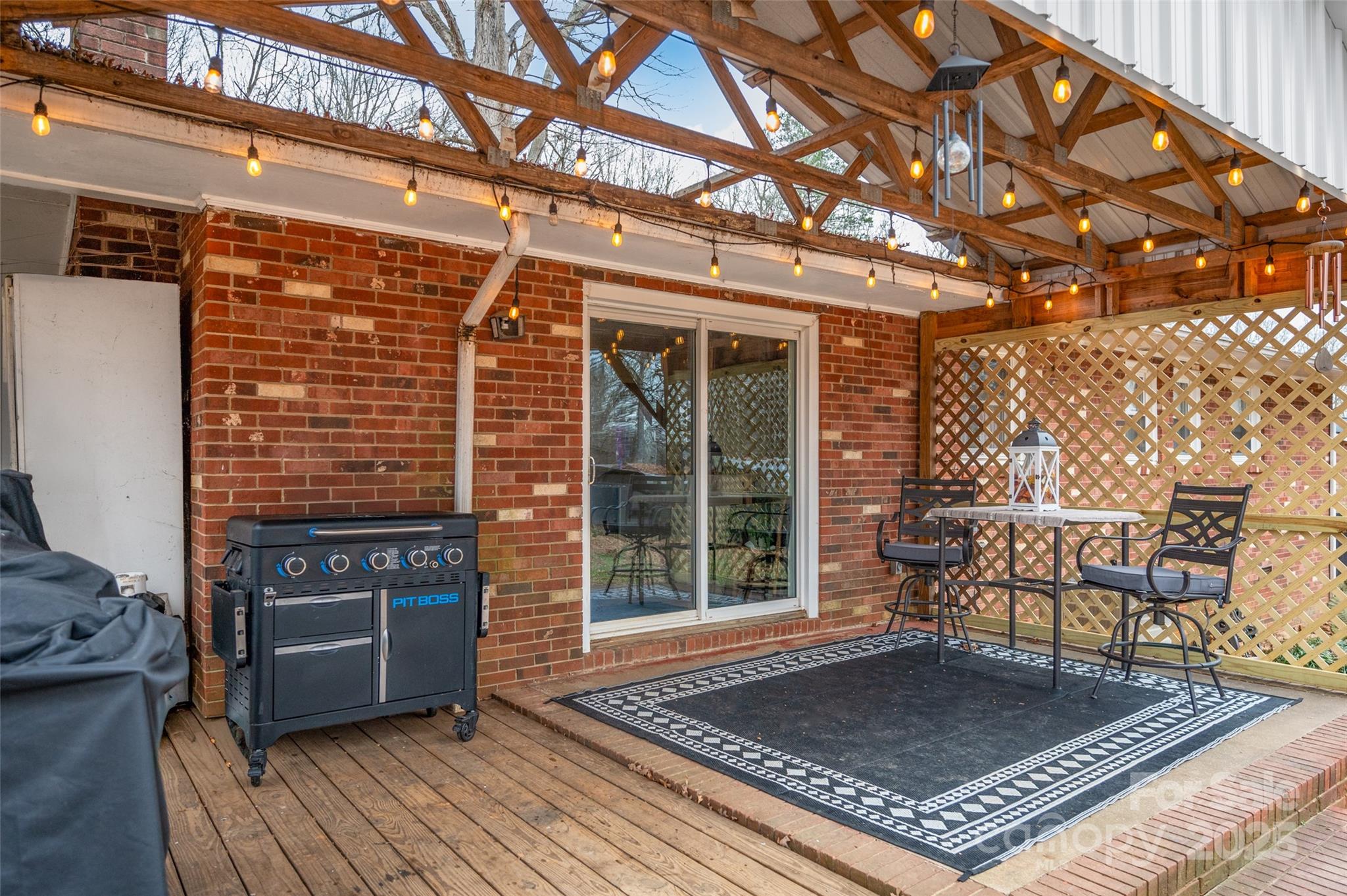 132 Holman Road