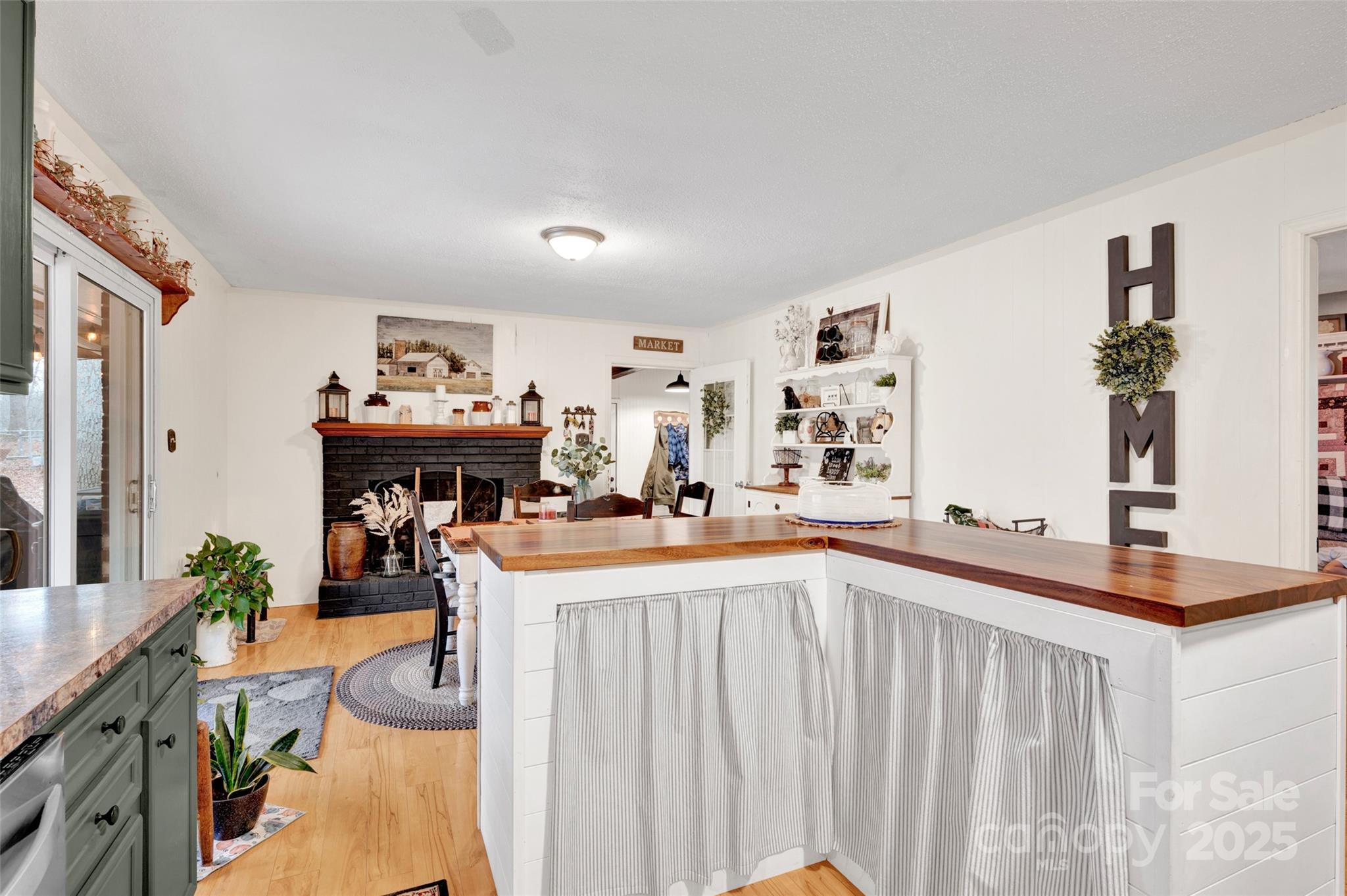 132 Holman Road