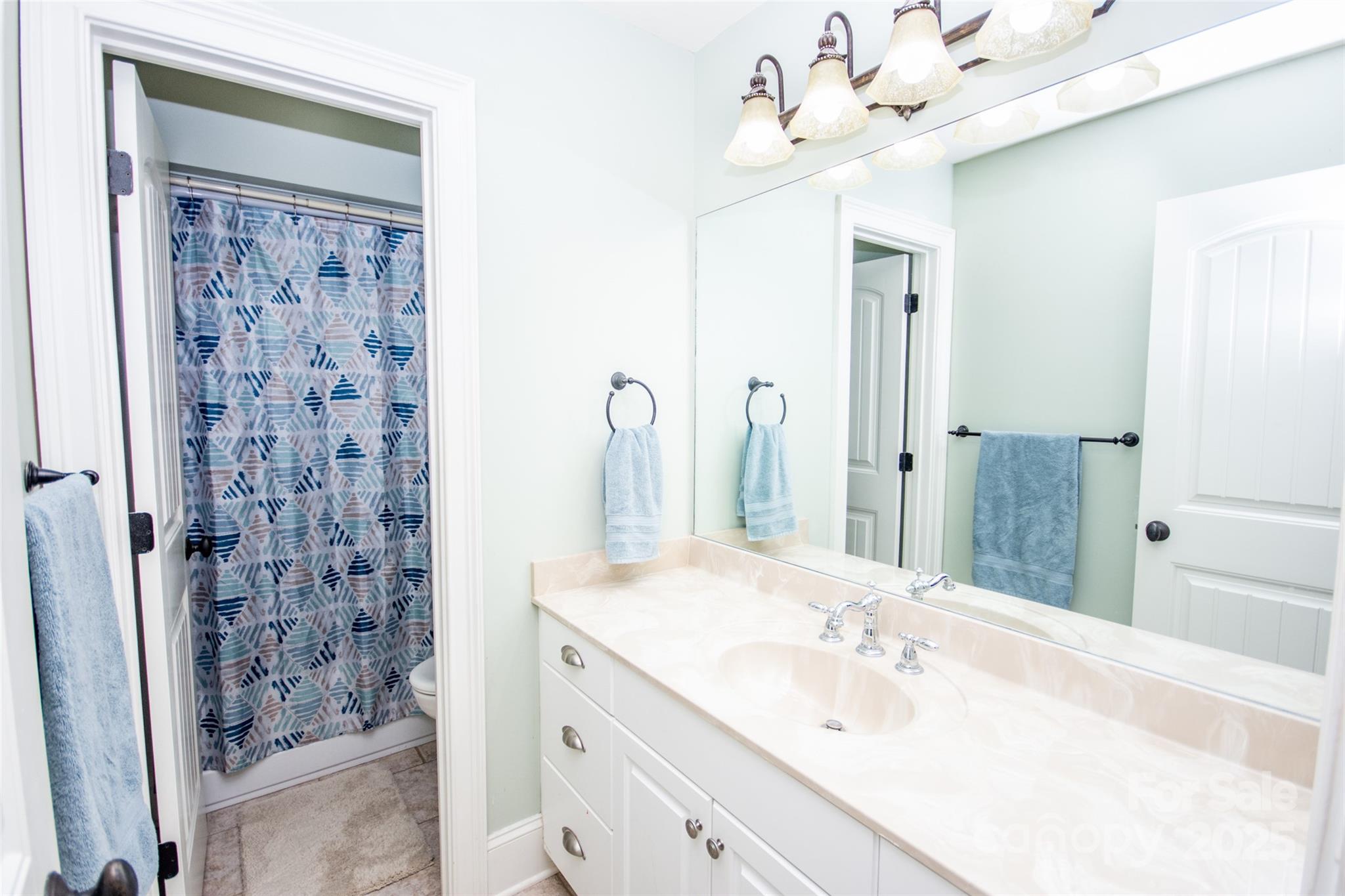 117 Foxglove Drive