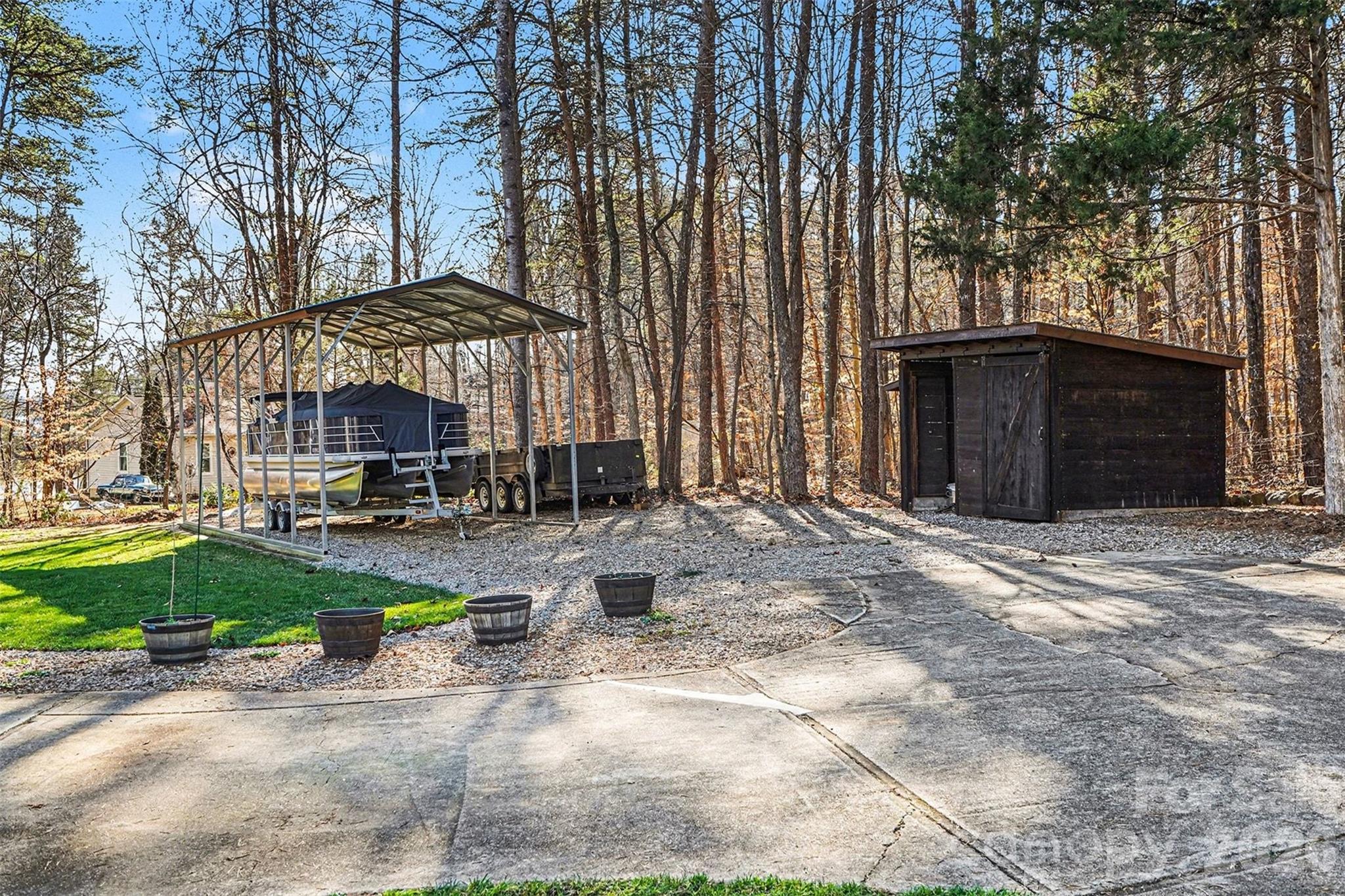 228 Creek View Road