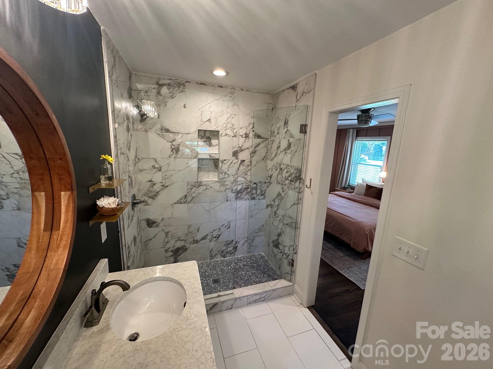 3821 Dunwoody Drive
