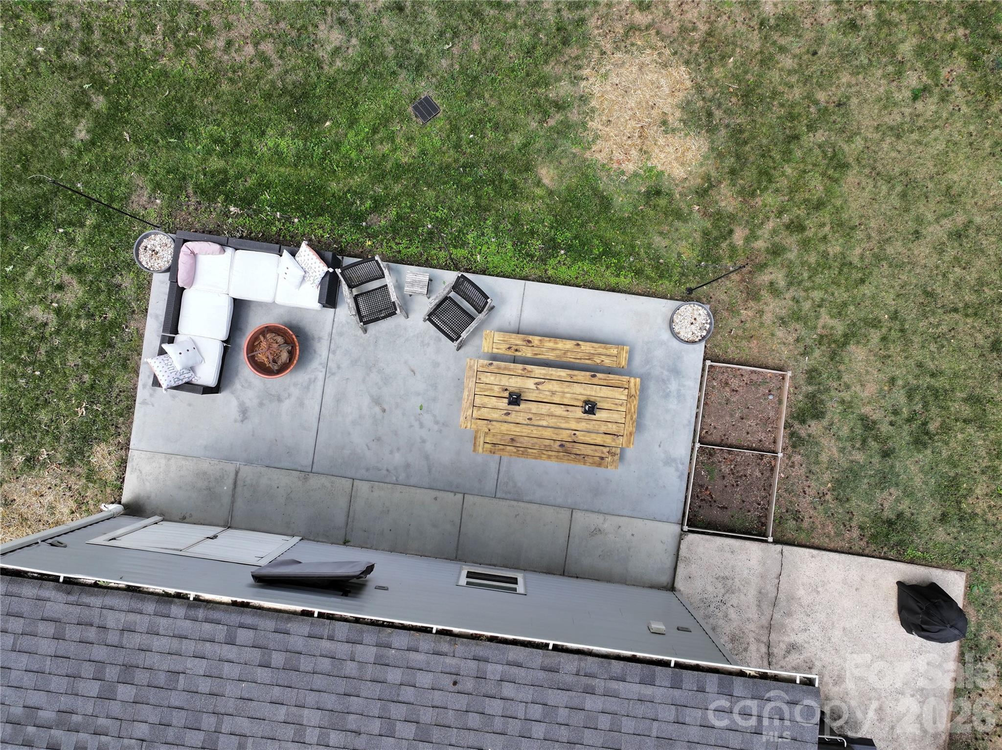3821 Dunwoody Drive