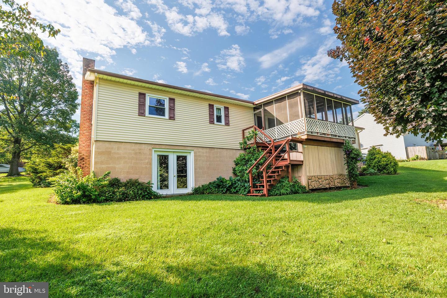 960 Furnace Hills Pike