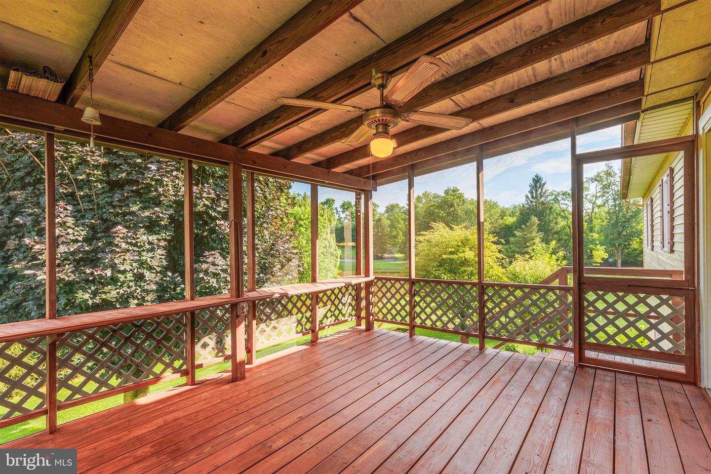 960 Furnace Hills Pike
